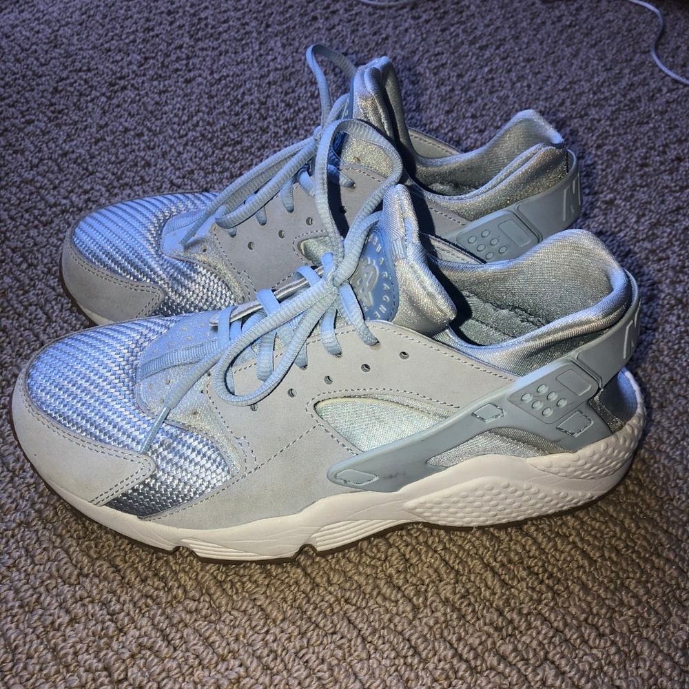 Nike Huarache Sneakers